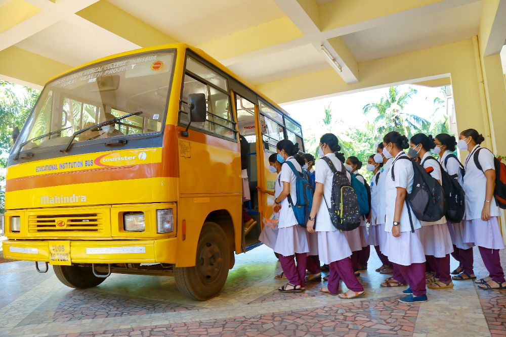 JMCON College Bus